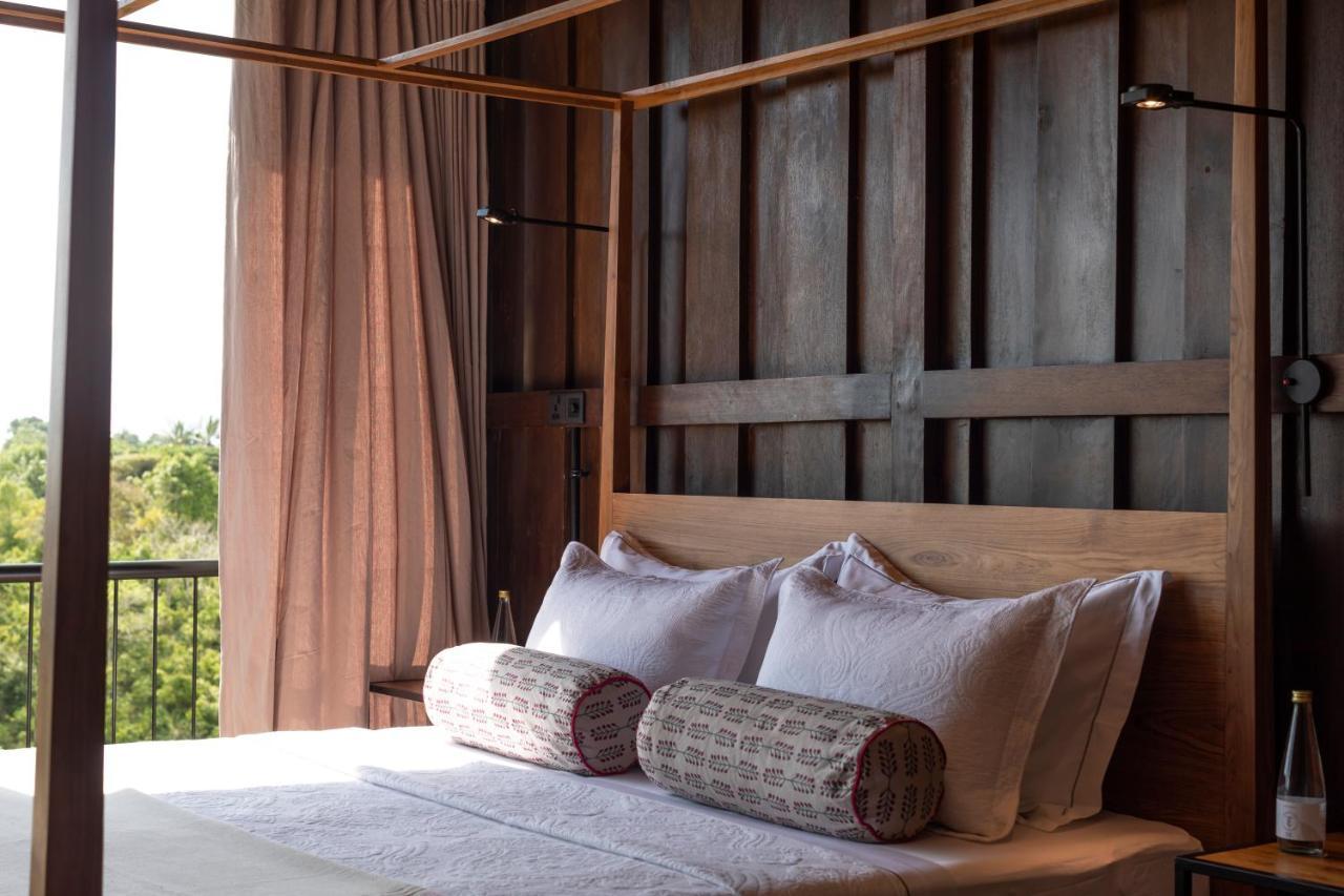 Trebartha East The Round House Hotel Ahangama Luaran gambar