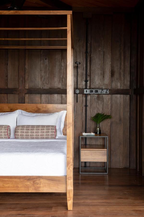 Trebartha East The Round House Hotel Ahangama Luaran gambar