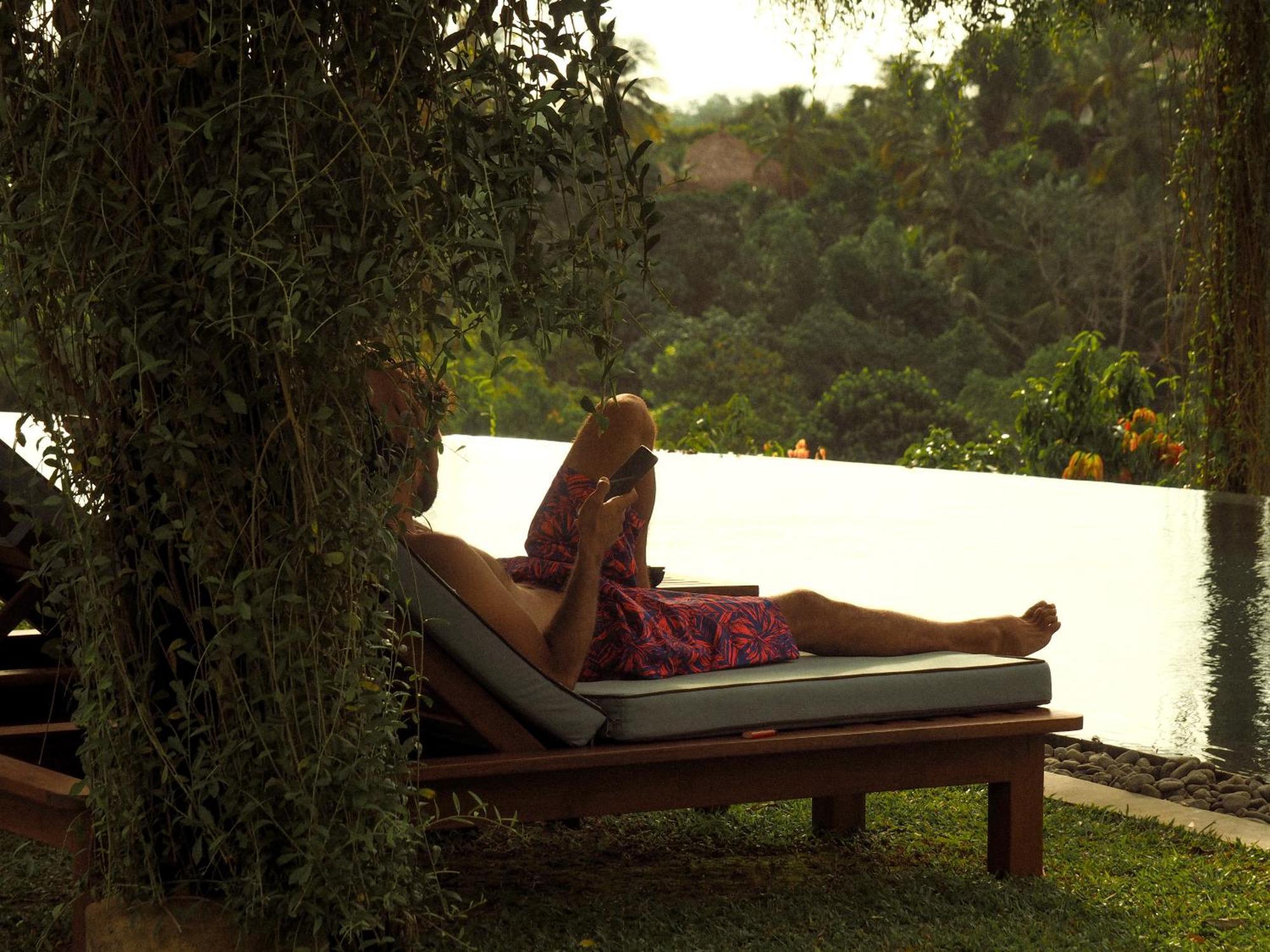 Trebartha East The Round House Hotel Ahangama Luaran gambar